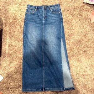 Hidden denim skirt from STROLL.